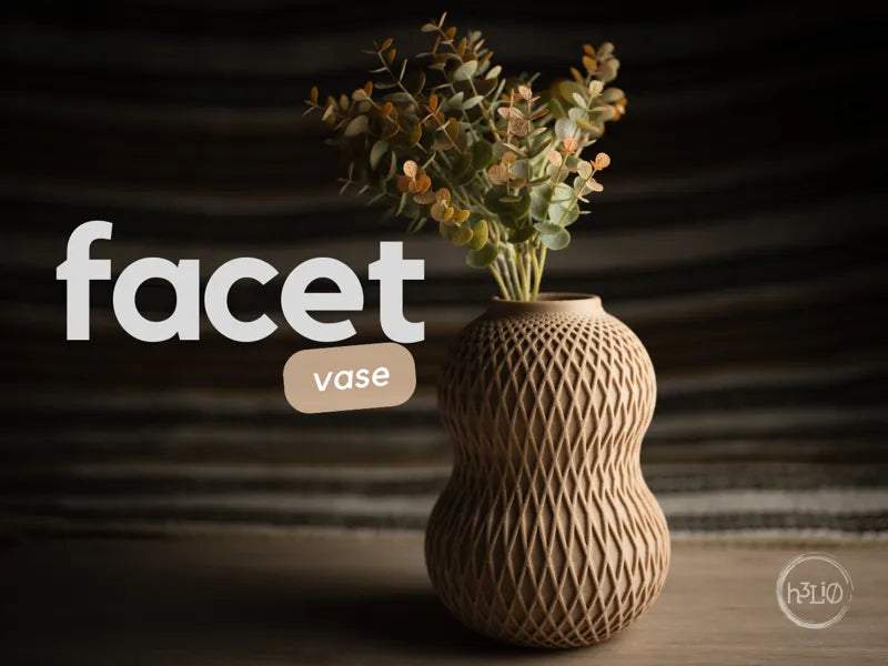 Facet Vase – Modern Geometric Elegance for Stylish Floral Arrangements