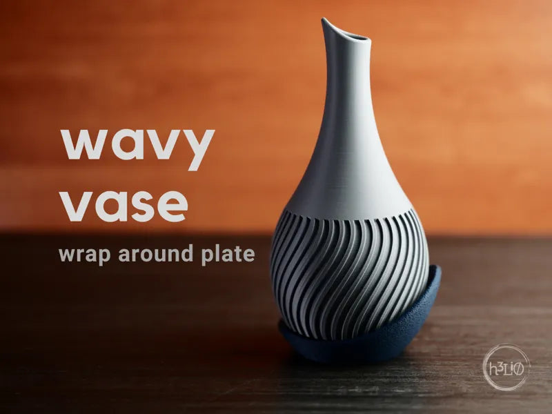 Wavy Vase with Wrap Around Plate – Elegant & Functional Floral Display